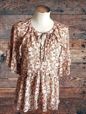 Paisley Tie-Neck Peplum Blouse in Cream